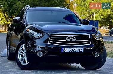 Infiniti FX 37  2012
