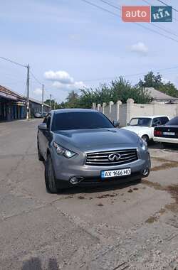 Infiniti FX 37  2013