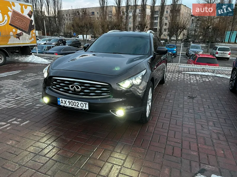 Infiniti FX 37