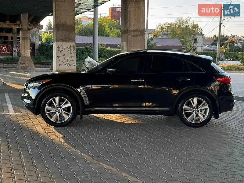 Infiniti FX 37