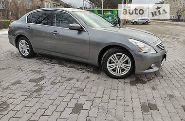 Infiniti G25  2011