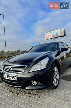 Infiniti G25  2012