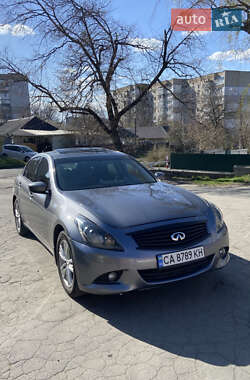 Infiniti G25  2012