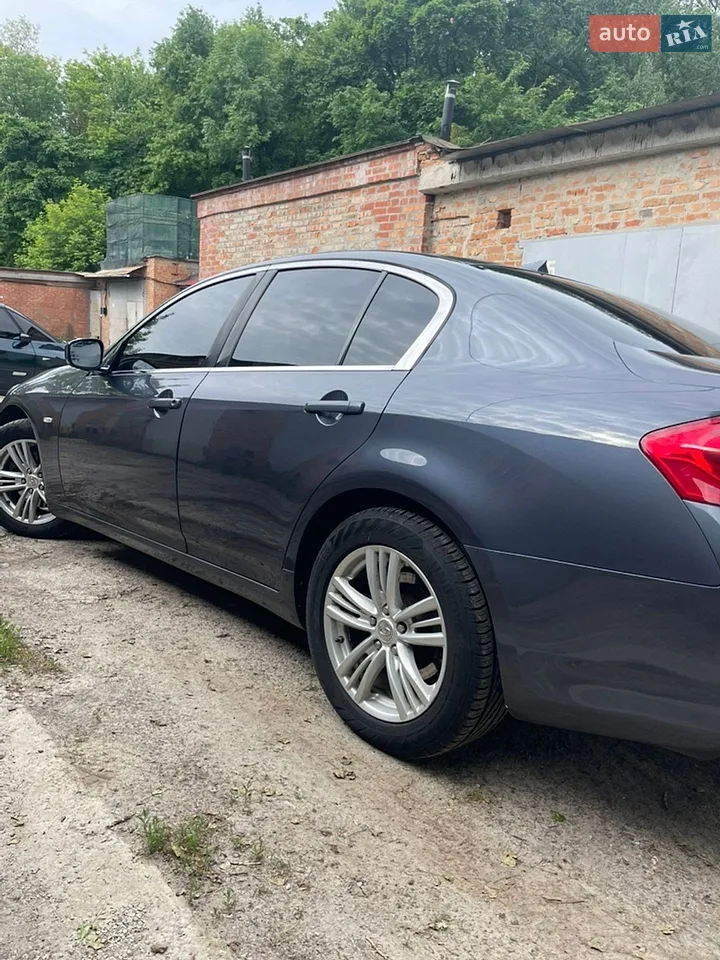 2011 Infiniti G - мініатюра 2