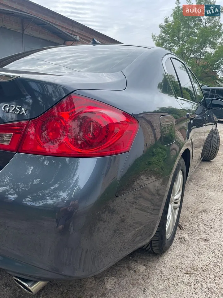 2011 Infiniti G - мініатюра 4