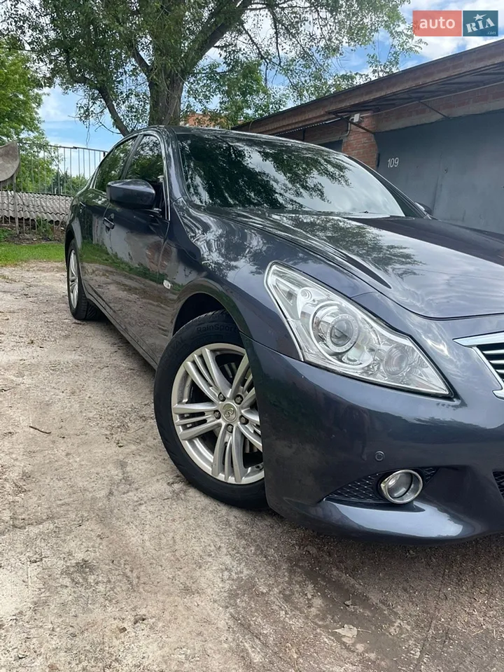2011 Infiniti G - мініатюра 5
