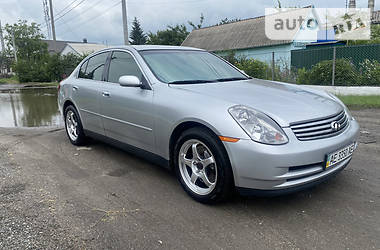 Infiniti G35 G35X 2004