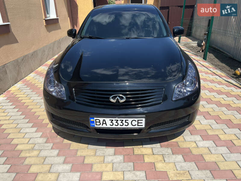 Infiniti G35