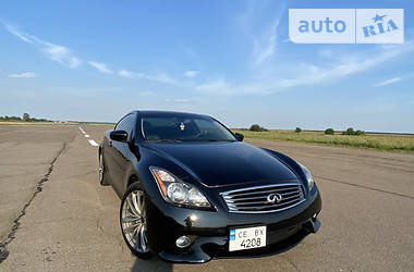 Infiniti G37 xs  2013