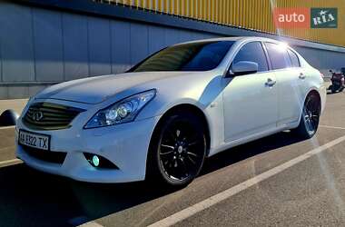 Infiniti G37 2010