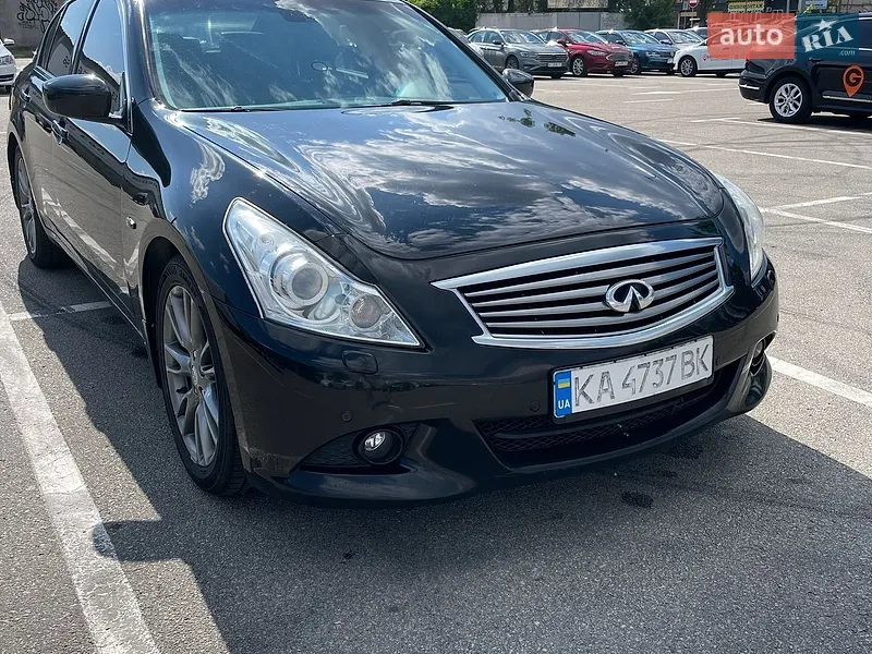 Infiniti G37 2010