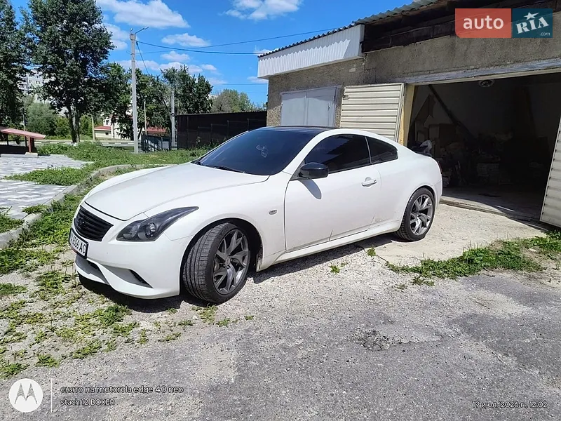 Infiniti G37 2010