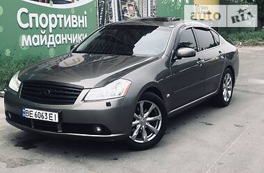 Infiniti M35  2007