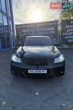 Infiniti M35  2008