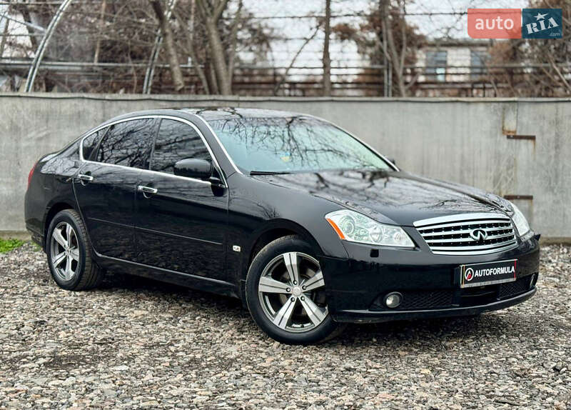 Infiniti M35