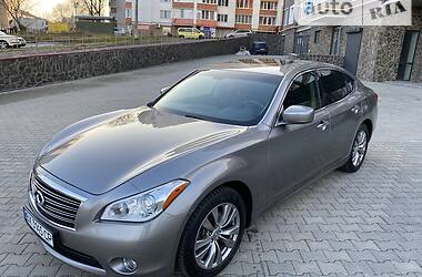 Infiniti M37 X 2013