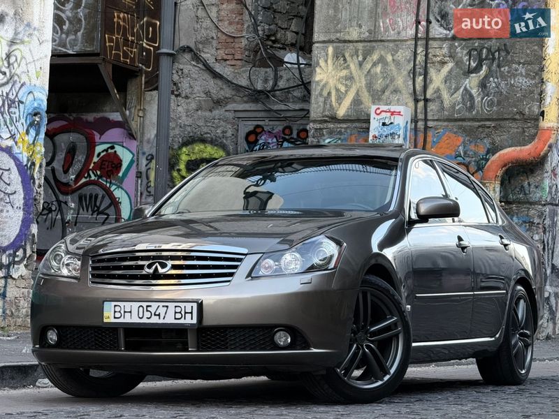 Infiniti M45