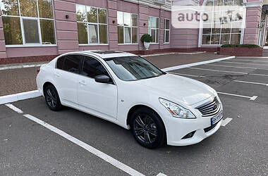 Infiniti Q40  2014