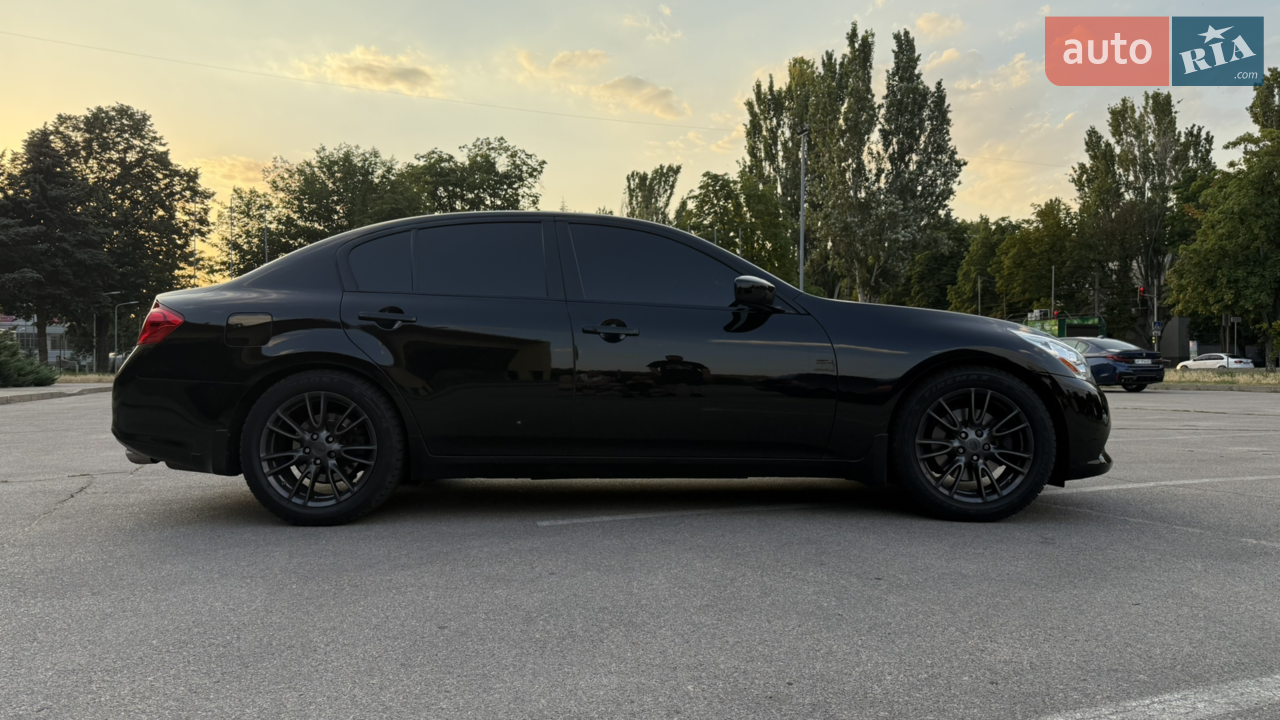 Infiniti Q40 2014