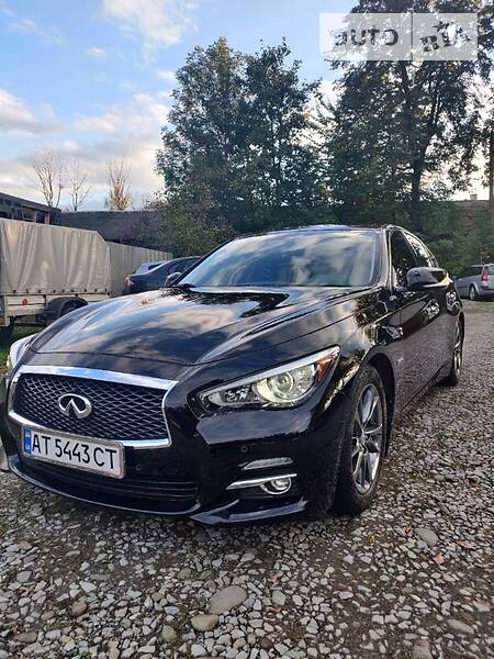 Легковые Infiniti Q50