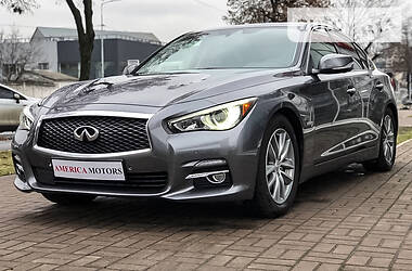 Infiniti Q50   2013