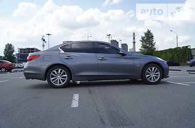 Infiniti Q50  2017