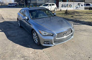 Infiniti Q50  2015