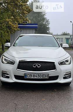 Infiniti Q50  2013