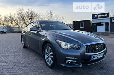 Infiniti Q50  2016