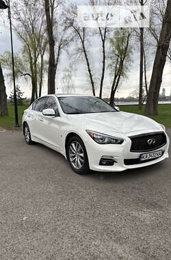 Infiniti Q50  2015