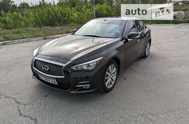 Infiniti Q50 2015
