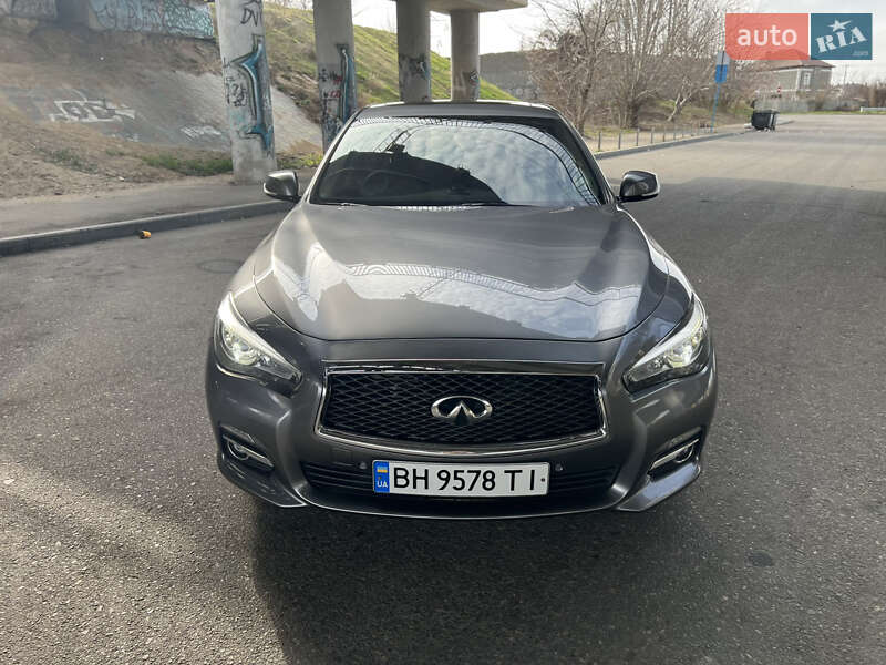 Infiniti Q50