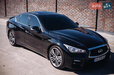 Infiniti Q50  2016
