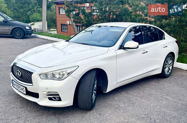 Infiniti Q50  2015