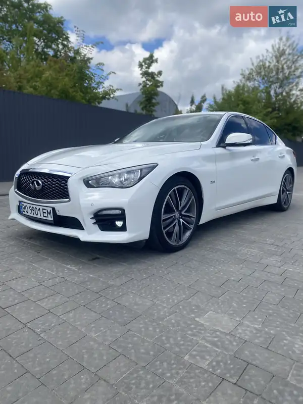 Infiniti Q50