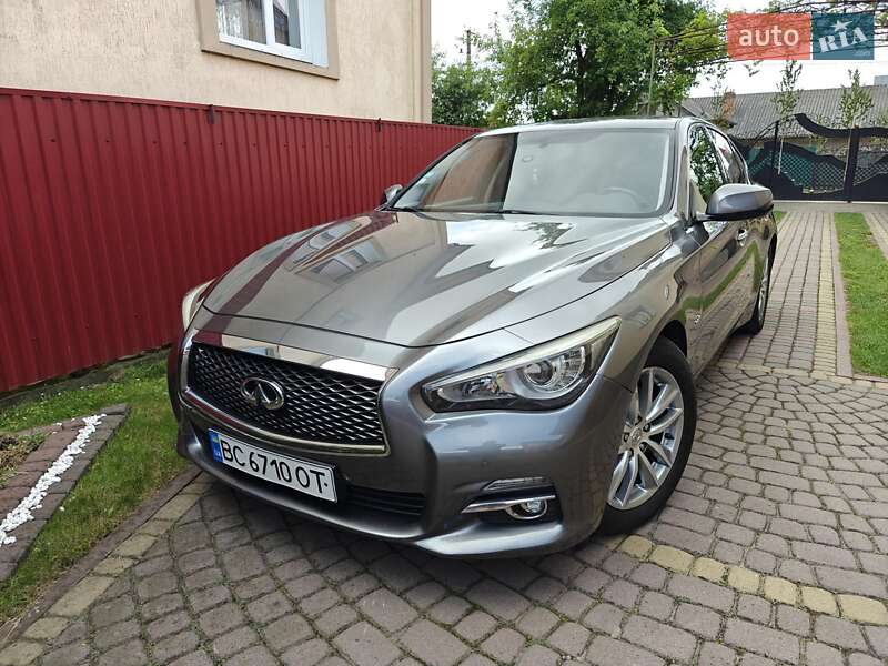 Infiniti Q50