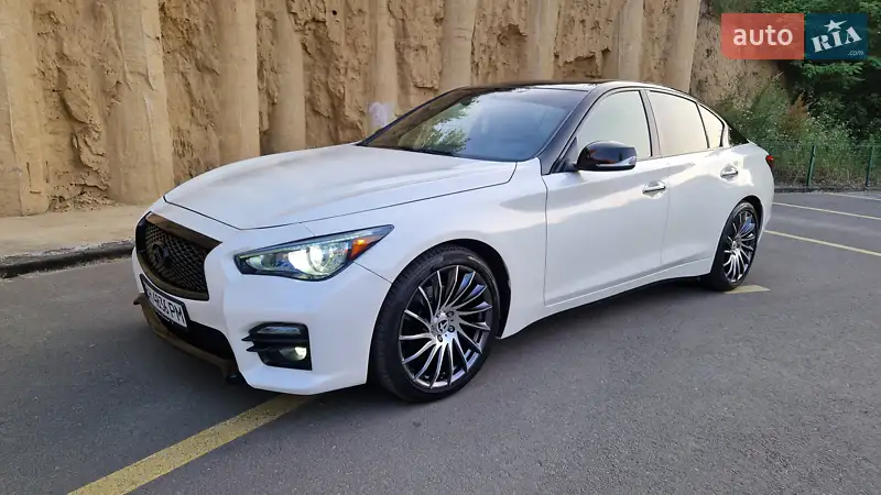 Infiniti Q50