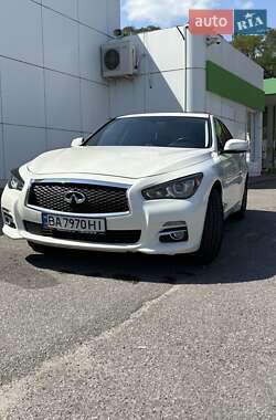 Infiniti Q50  2017