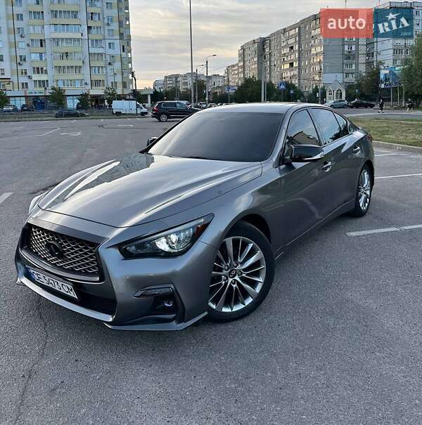 Легковые Infiniti Q50