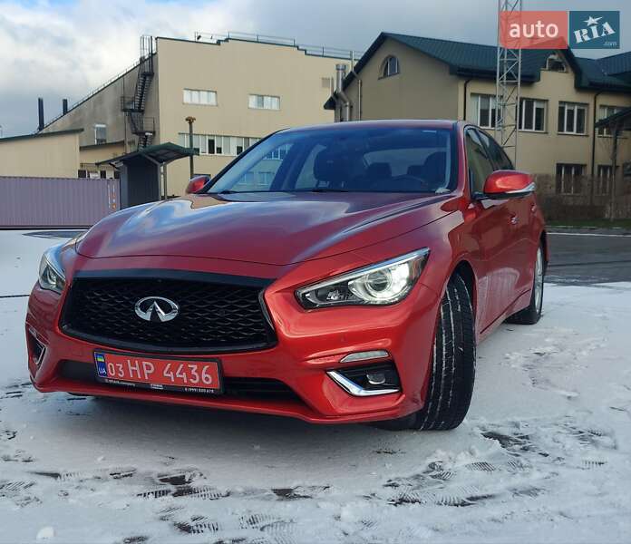 Infiniti Q50