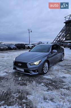 Infiniti Q50  2021