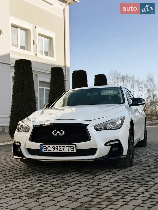 Infiniti Q50