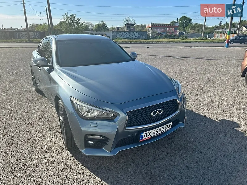 Infiniti Q50 2016