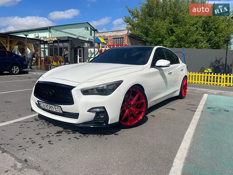Infiniti Q50 2016