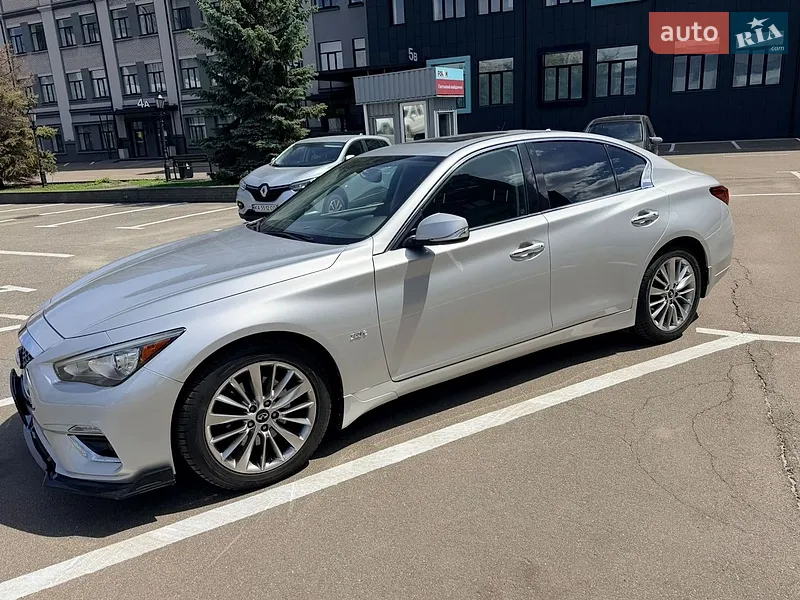 Infiniti Q50
