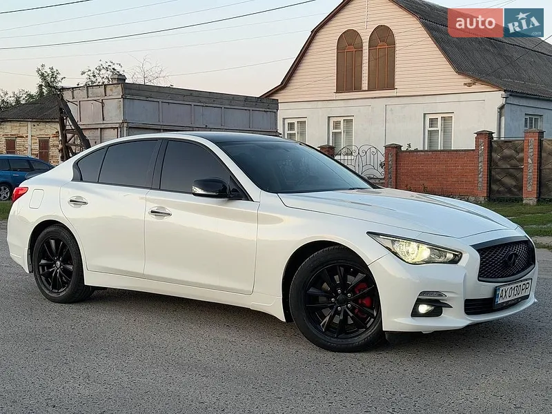 Infiniti Q50