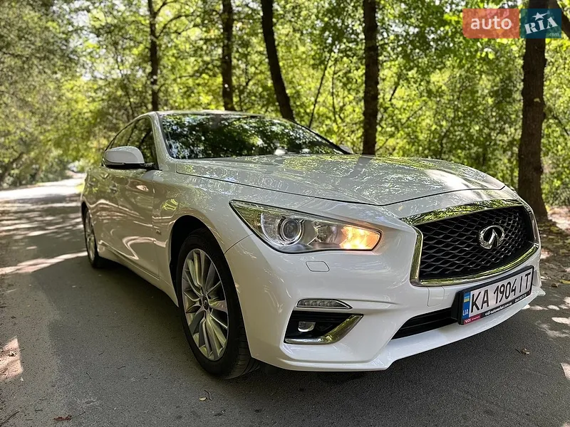 Infiniti Q50 2019