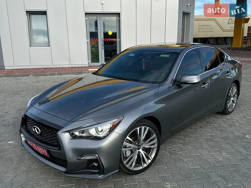 Infiniti Q50