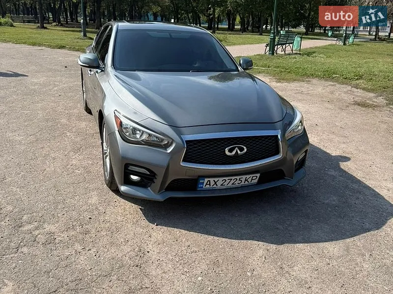 Infiniti Q50
