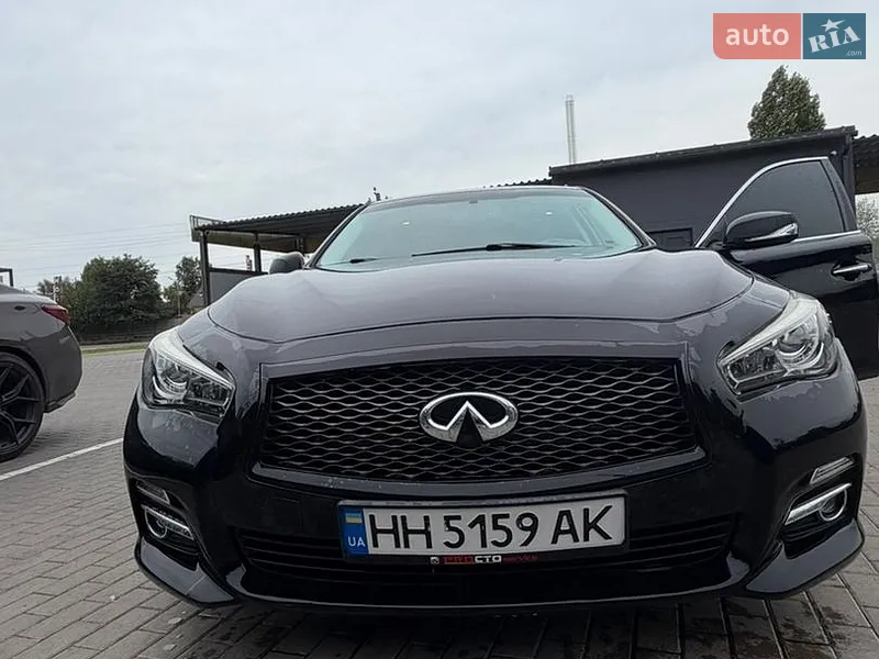 Infiniti Q50 2016